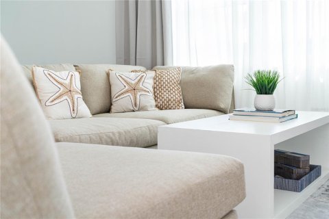 House in Cape Canaveral, Florida 3 bedrooms, 140.75 sq.m. № 1137747 - photo 24