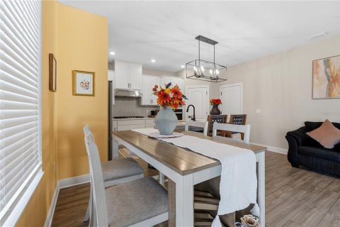 Villa ou maison à vendre à Kissimmee, Floride: 4 chambres, 168.25 m2 № 2314660 - photo 11