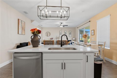 Villa ou maison à vendre à Kissimmee, Floride: 4 chambres, 168.25 m2 № 2314660 - photo 15