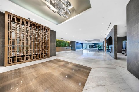 Condo in Sunny Isles Beach, Florida, 2 bedrooms  № 1623567 - photo 27