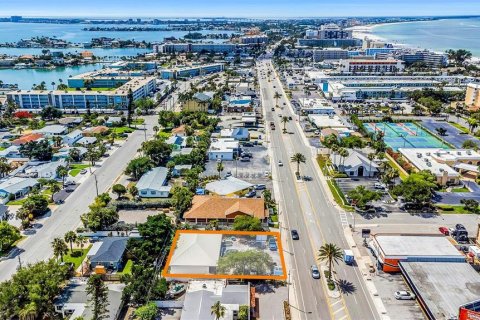 Immobilier commercial à vendre à Saint Pete Beach, Floride: 206.24 m2 № 2130021 - photo 3