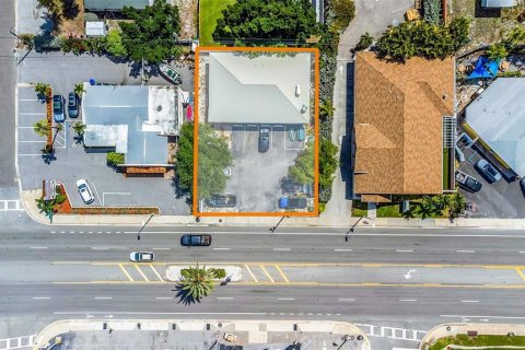 Immobilier commercial à vendre à Saint Pete Beach, Floride: 206.24 m2 № 2130021 - photo 5