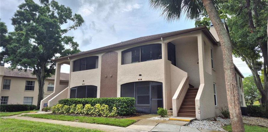 Condominio en Palm Harbor, Florida, 2 dormitorios  № 2275714