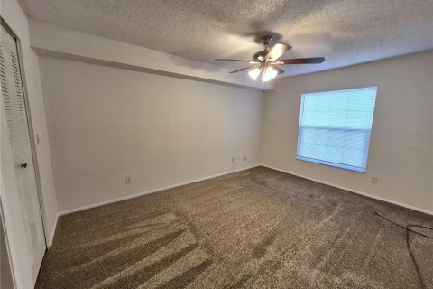 Condominio en alquiler en Palm Harbor, Florida, 2 dormitorios, 83.61 m2 № 2275714 - foto 12