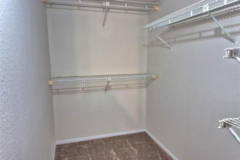 Condominio en alquiler en Palm Harbor, Florida, 2 dormitorios, 83.61 m2 № 2275714 - foto 13