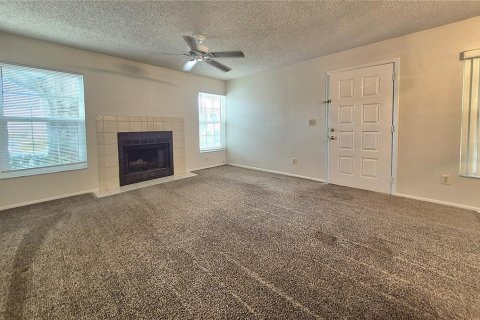 Condominio en alquiler en Palm Harbor, Florida, 2 dormitorios, 83.61 m2 № 2275714 - foto 5