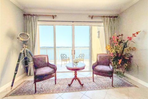 Condominio en venta en Orlando, Florida, 3 dormitorios, 315.96 m2 № 1856150 - foto 28