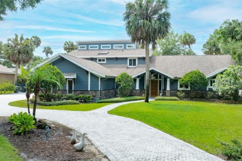 House in Port Orange, Florida 4 bedrooms, 441.47 sq.m. № 2232188