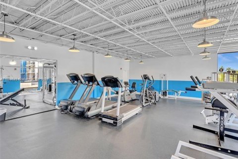 Condominio en alquiler en Hollywood, Florida, 2 dormitorios, 119.57 m2 № 1896262 - foto 27