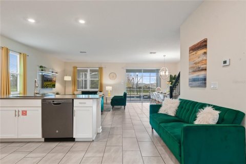 Villa ou maison à louer à Davenport, Floride: 8 chambres, 364.36 m2 № 2387323 - photo 18