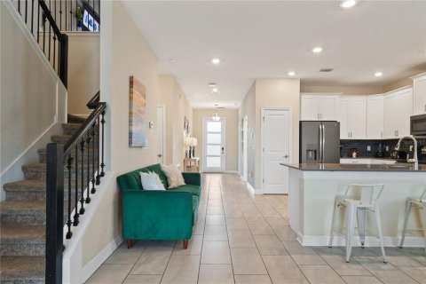 Villa ou maison à louer à Davenport, Floride: 8 chambres, 364.36 m2 № 2387323 - photo 14