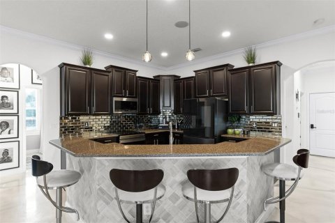 House in Ruskin, Florida 4 bedrooms, 363.99 sq.m. № 2155437 - photo 22