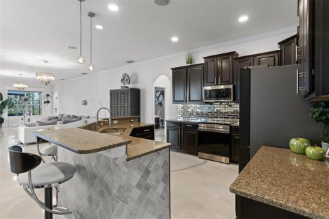 House in Ruskin, Florida 4 bedrooms, 363.99 sq.m. № 2155437 - photo 27