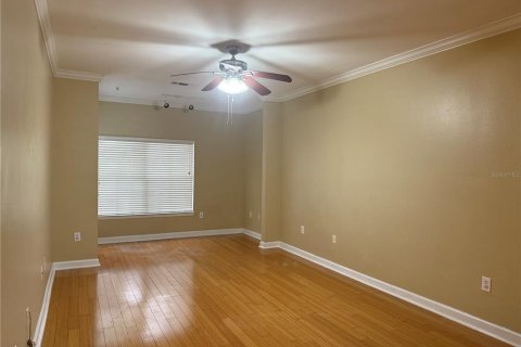 Condominio en alquiler en Tampa, Florida, 2 dormitorios, 103.12 m2 № 1849910 - foto 3