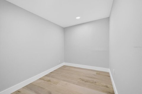 Villa ou maison à vendre à Tampa, Floride: 5 chambres, 230.12 m2 № 2141935 - photo 26