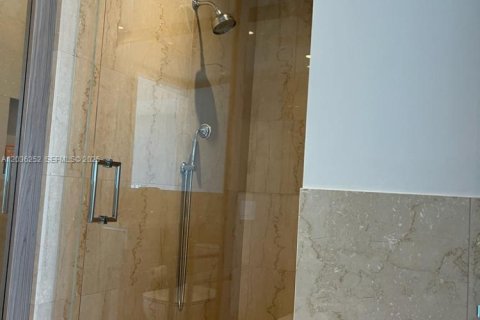 Copropriété à louer à Sunny Isles Beach, Floride: 2 chambres, 145.95 m2 № 2084270 - photo 14