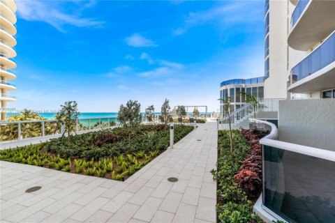 Copropriété à vendre à Sunny Isles Beach, Floride: 2 chambres, 171.59 m2 № 1959911 - photo 26