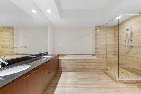 Copropriété à vendre à Sunny Isles Beach, Floride: 2 chambres, 171.59 m2 № 1959911 - photo 17