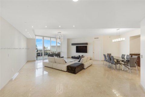 Copropriété à vendre à Sunny Isles Beach, Floride: 2 chambres, 171.59 m2 № 1959911 - photo 13