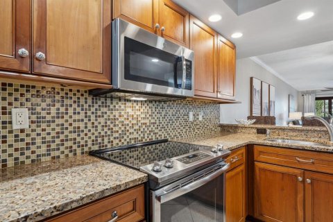 Купить кондоминиум в Сарасота, Флорида 6 комнат, 106.84м2, № 1850942 - фото 18