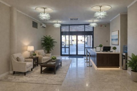 Condo in Treasure Island, Florida, 2 bedrooms  № 2225278 - photo 9
