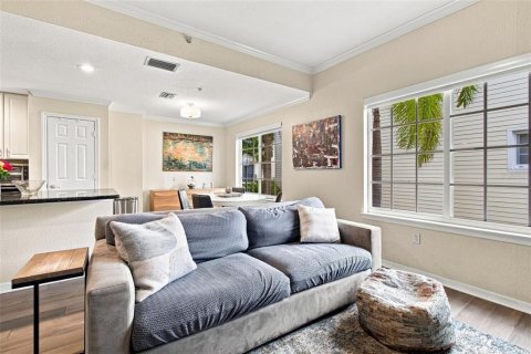 Adosado en venta en Tampa, Florida, 4 dormitorios, 211.91 m2 № 2321626 - foto 15