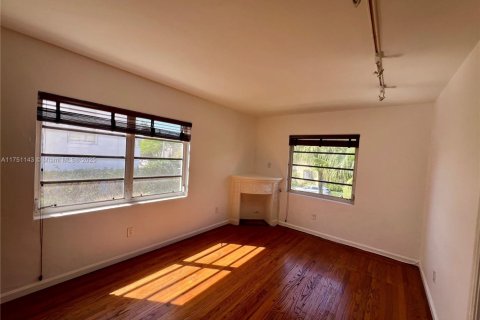 Copropriété à vendre à Miami Beach, Floride: 1 chambre, 52.49 m2 № 1874606 - photo 26