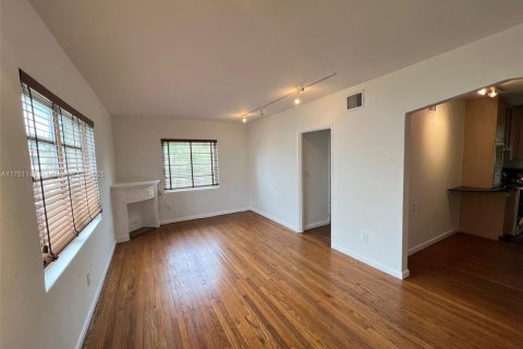Copropriété à vendre à Miami Beach, Floride: 1 chambre, 52.49 m2 № 1874606 - photo 8