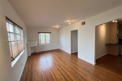 Copropriété à vendre à Miami Beach, Floride: 1 chambre, 52.49 m2 № 1874606 - photo 2