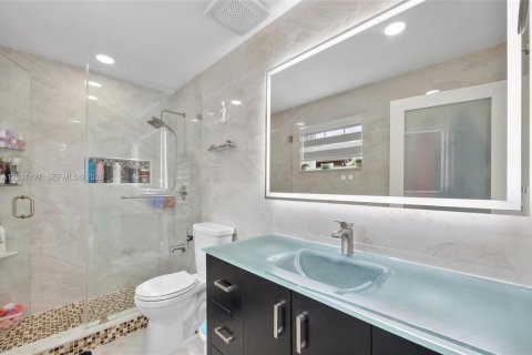 Villa ou maison à vendre à Miami, Floride: 3 chambres, 127.18 m2 № 2241429 - photo 28