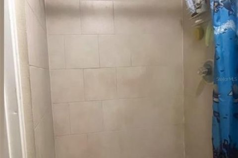 Casa en venta en Tampa, Florida, 3 dormitorios, 97.92 m2 № 2377512 - foto 10