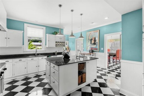 House in Cocoa, Florida 5 bedrooms, 308.06 sq.m. № 1909270 - photo 18