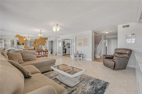 Copropriété à vendre à Ormond Beach, Floride: 2 chambres, 172.24 m2 № 1758192 - photo 8