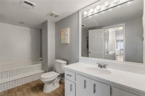 Copropriété à vendre à Ormond Beach, Floride: 2 chambres, 172.24 m2 № 1758192 - photo 23
