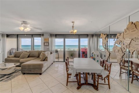Copropriété à vendre à Ormond Beach, Floride: 2 chambres, 172.24 m2 № 1758192 - photo 10