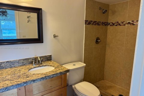 Condo in Davie, Florida, 2 bedrooms  № 1956869 - photo 10