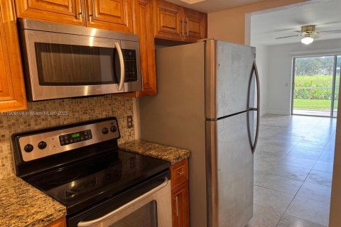 Condo in Davie, Florida, 2 bedrooms  № 1956869 - photo 5