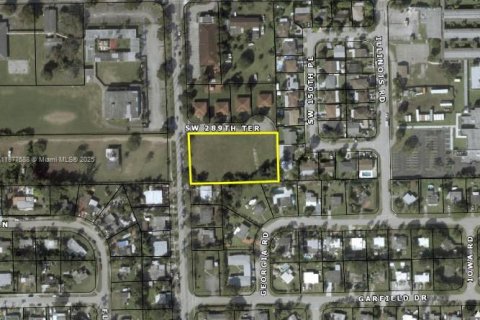 Купить земельный участок в Майами, Флорида № 1924259 - фото 1