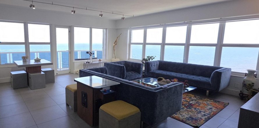 Condominio en Fort Lauderdale, Florida, 2 dormitorios № 2317840