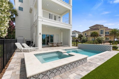 House in Palm Coast, Florida 4 bedrooms, 373.1 sq.m. № 2221612 - photo 3