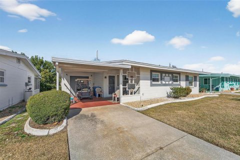 Casa en venta en Sun City Center, Florida, 2 dormitorios, 117.61 m2 № 2386348 - foto 3