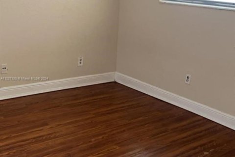 Купить кондоминиум в Норт-Майами, Флорида 2 спальни, 89.46м2, № 1984970 - фото 11