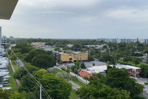 Купить кондоминиум в Норт-Майами, Флорида 2 спальни, 89.46м2, № 1984970 - фото 4