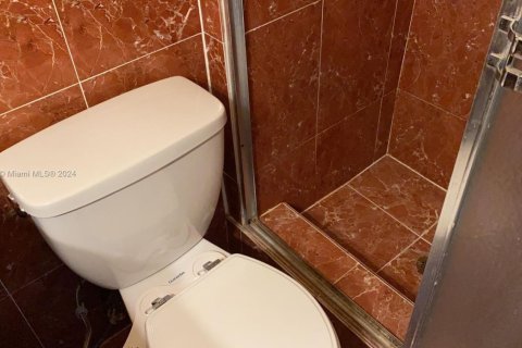 Купить кондоминиум в Норт-Майами, Флорида 2 спальни, 89.46м2, № 1984970 - фото 14