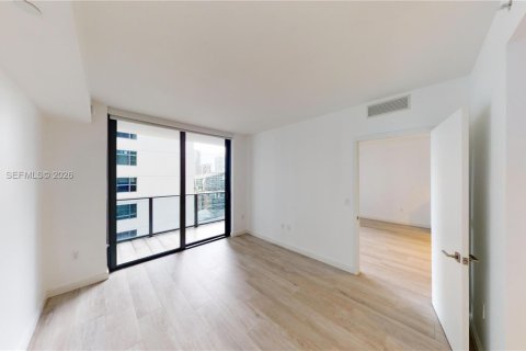 Condominio en alquiler en Miami, Florida, 1 dormitorio, 72.09 m2 № 2046830 - foto 9