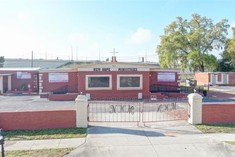 Commercial property in Orlando, Florida № 2329039