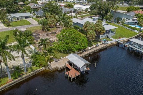 Terreno en venta en Tampa, Florida № 1894579 - foto 7