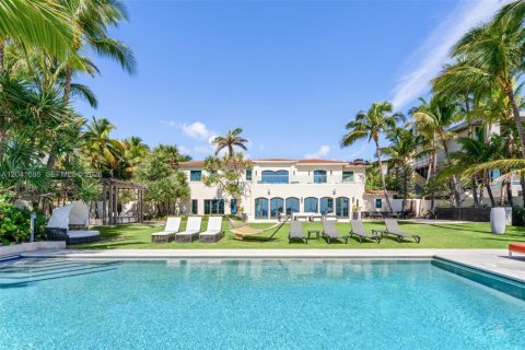 Casa en venta en Golden Beach, Florida, 7 dormitorios, 847.36 m2 № 2243060 - foto 14