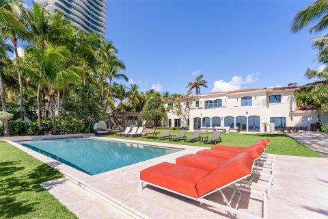 Casa en venta en Golden Beach, Florida, 7 dormitorios, 847.36 m2 № 2243060 - foto 13