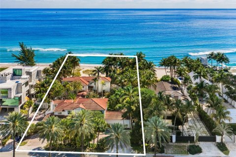 Casa en Golden Beach, Florida 7 dormitorios, 847.36 m2 № 2243060